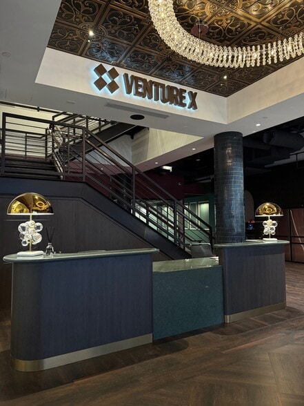 159 4th Ave N, Nashville, TN à louer - Photo de l’immeuble – Image 3 sur 20