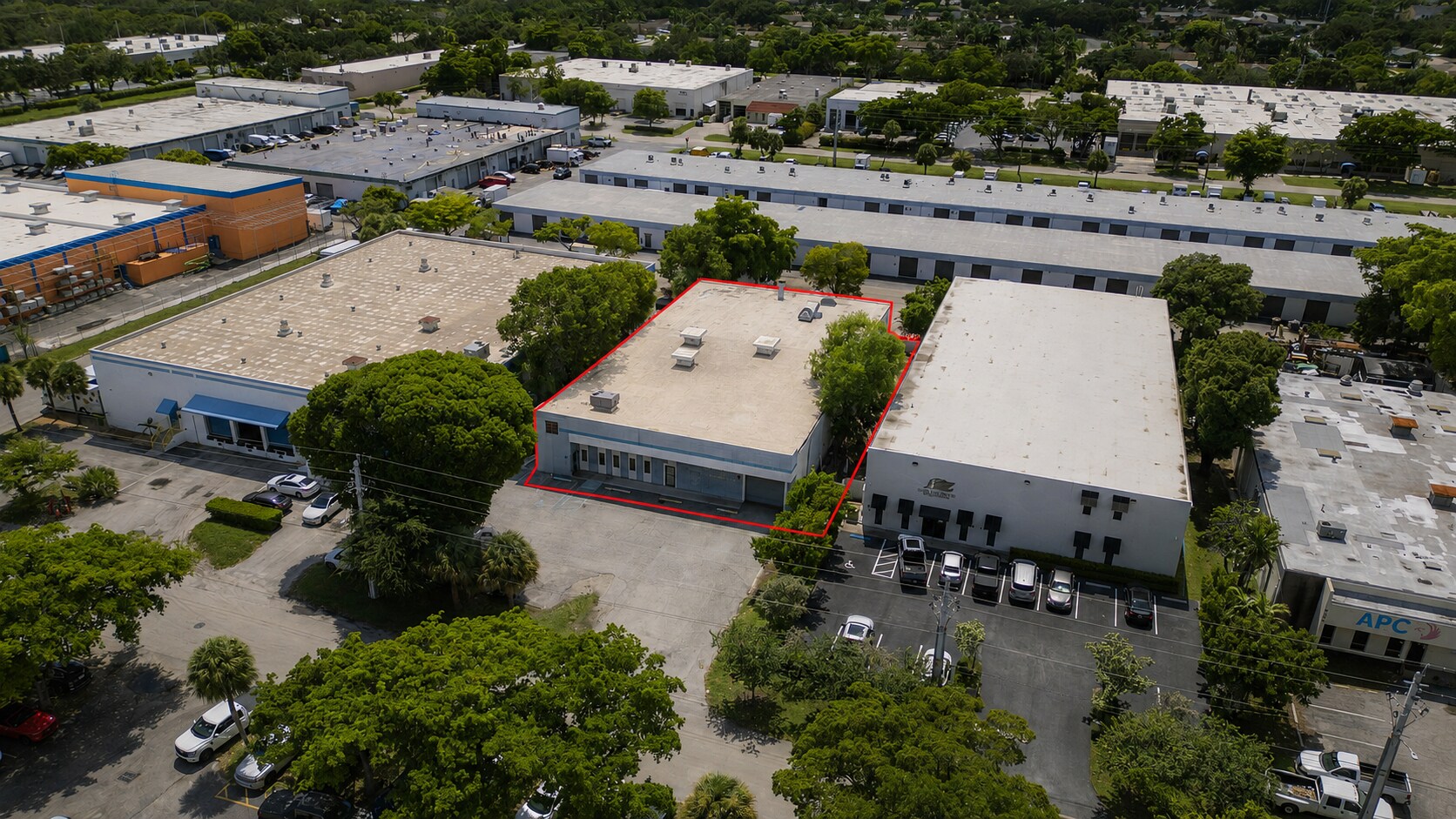 6785 NW 17th Ave, Fort Lauderdale, FL à vendre Photo de l’immeuble– Image 1 sur 6