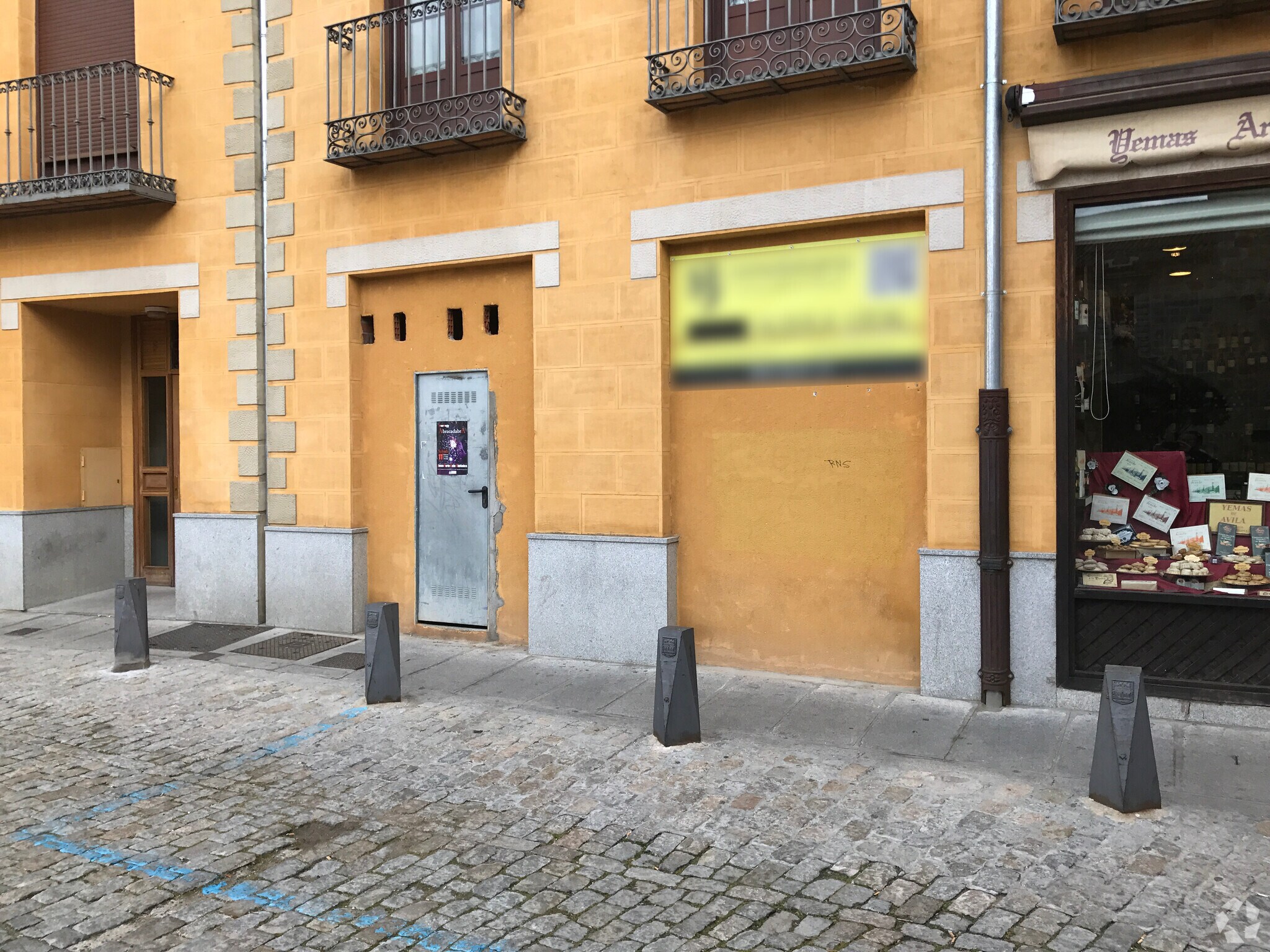 Local commercial dans Ávila, Ávila à louer Photo intérieure– Image 1 sur 2