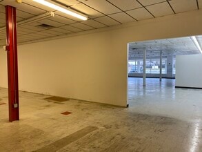 29215-29239 Euclid Ave, Wickliffe, OH à louer Photo intérieure– Image 2 sur 2