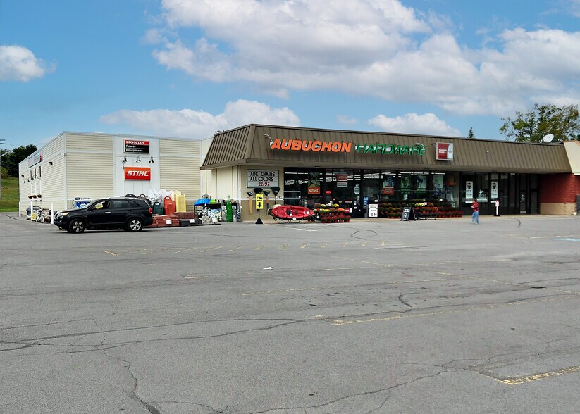 60-66 High St, Carthage, NY à vendre - Photo de l’immeuble – Image 3 sur 9
