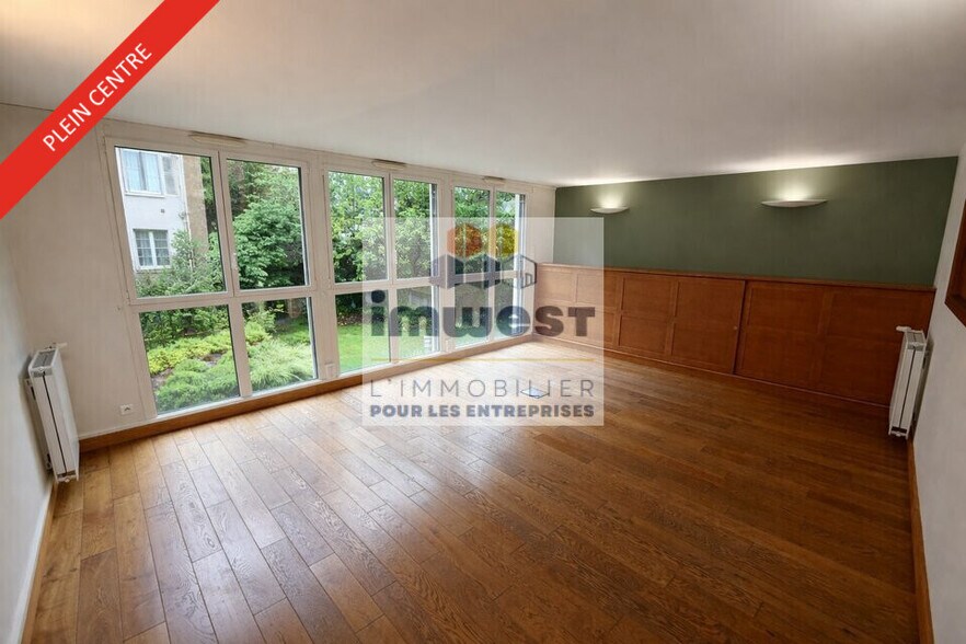 Bureau dans Rennes à louer - Photo de l’immeuble – Image 1 sur 5