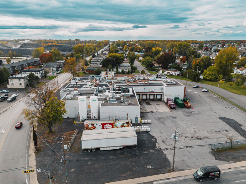 770 Rue Claude, Saint-jean-sur-richelieu, QC à vendre - Photo de l’immeuble – Image 3 sur 5