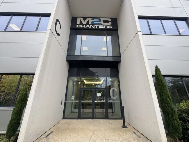 Plus de détails pour Bureau à louer