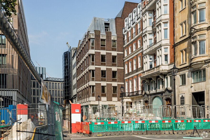 17 Hanover Sq, Londres à louer - Photo de l’immeuble – Image 2 sur 6