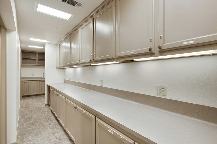 2051 Silverside Dr, Baton Rouge, LA à louer - Photo intérieure – Image 3 sur 8