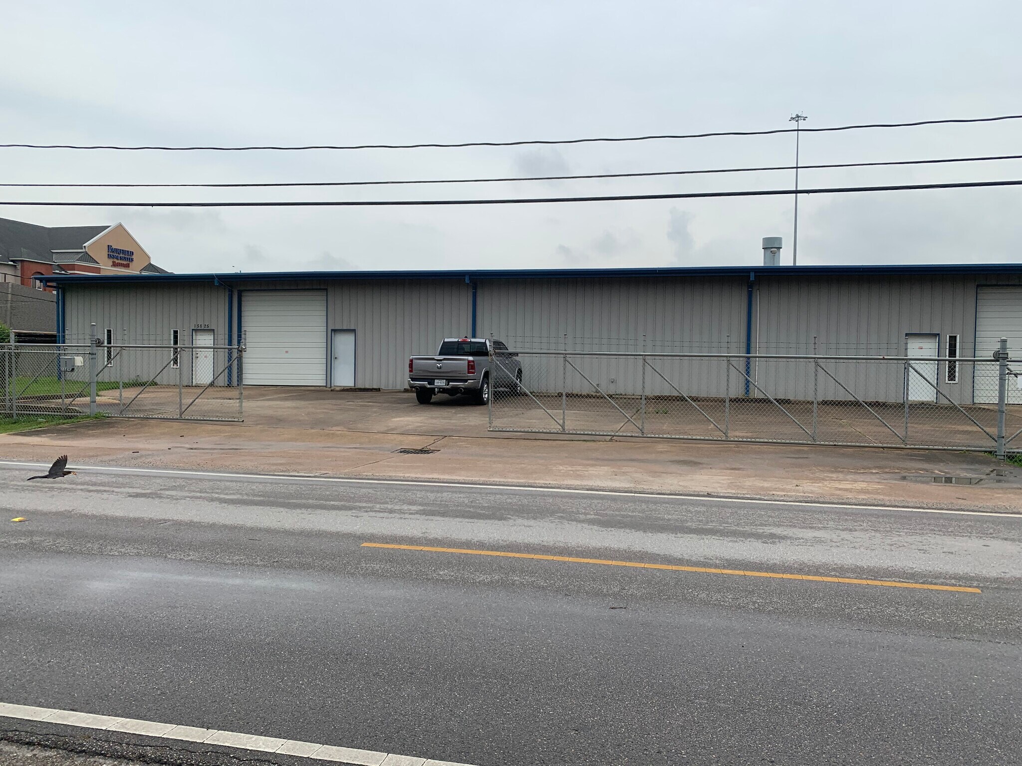 15825 1st St, Channelview, TX à louer Photo de l’immeuble– Image 1 sur 9