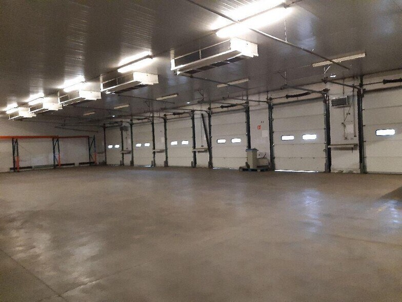 Industriel/Logistique dans COURNON-D'AUVERGNE à vendre - Photo de l’immeuble – Image 2 sur 6