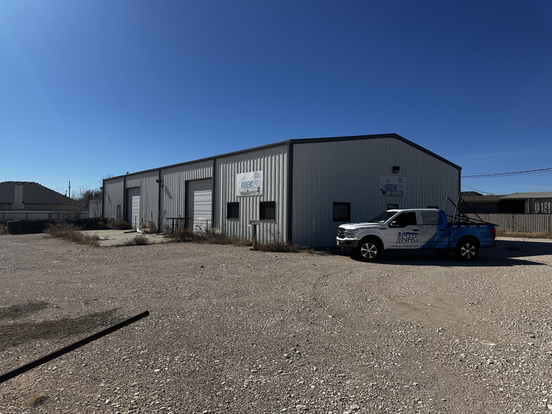 1115 W Broadway St, Denver City, TX à vendre - Photo de l’immeuble – Image 1 sur 7
