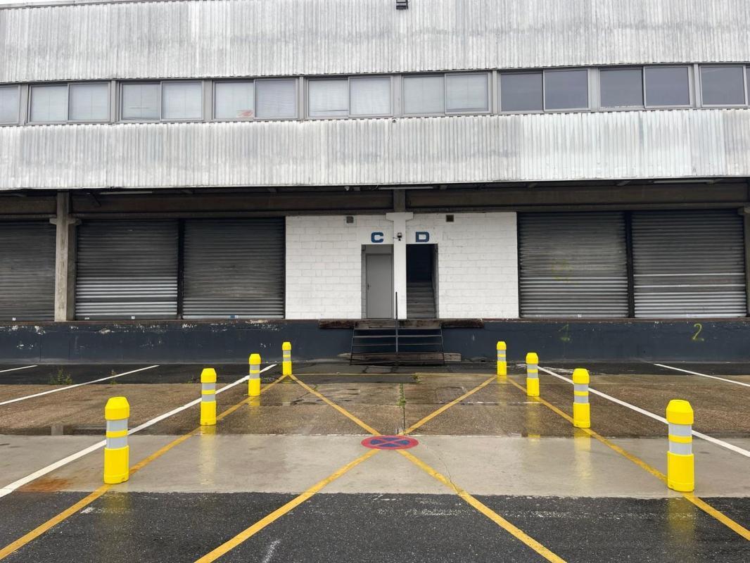 Bureau dans Aulnay-sous-Bois à louer Photo de l’immeuble– Image 1 sur 79