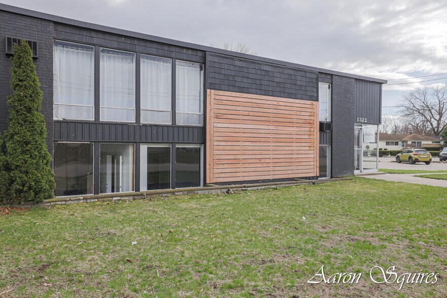 1322 Edna St SE, Grand Rapids, MI à vendre - Photo de l’immeuble – Image 3 sur 32