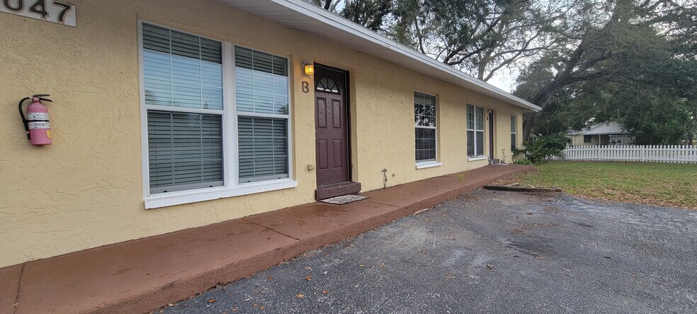 3047 57th Ave N, Saint Petersburg, FL à vendre - Photo de l’immeuble – Image 3 sur 17