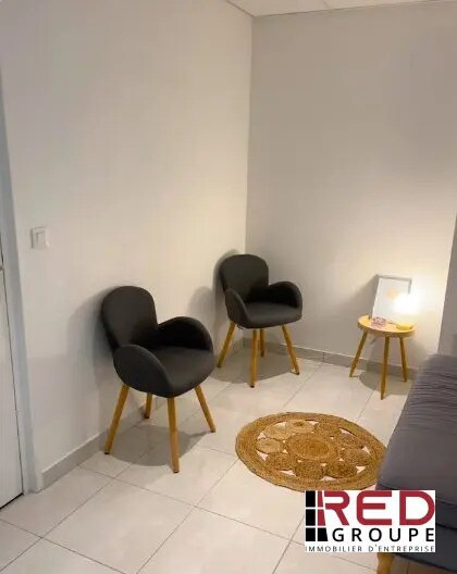 Bureau dans Éguilles à louer - Photo de l’immeuble – Image 3 sur 4