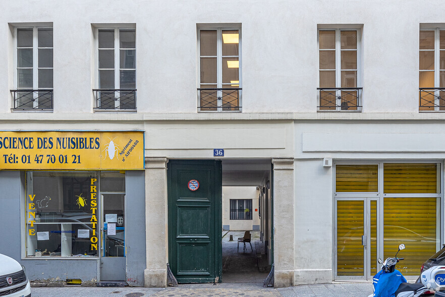 Bureaux/Local commercial dans Paris à louer - Photo de l’immeuble – Image 2 sur 3