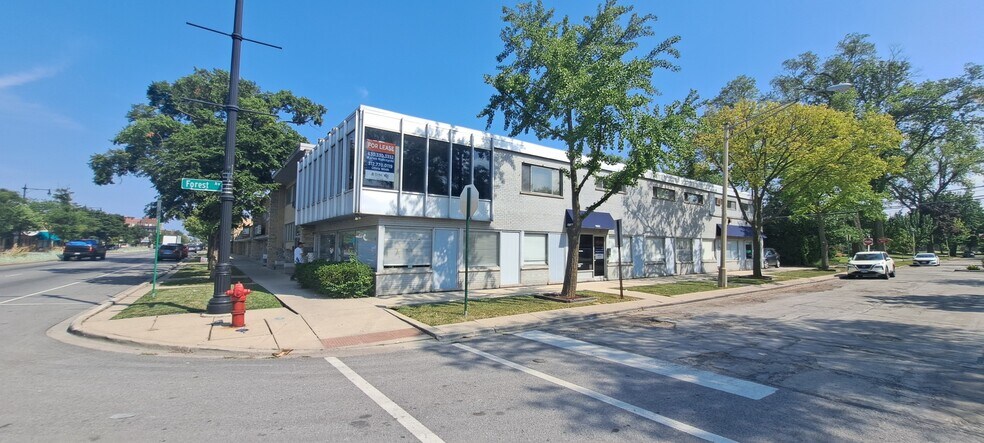 6957 W North Ave, Oak Park, IL à vendre - Photo principale – Image 1 sur 9