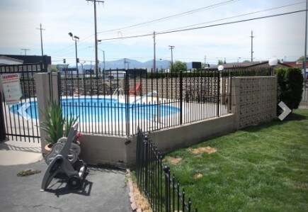 500 N Riverside Ave, Medford, OR à vendre - Photo de l’immeuble – Image 3 sur 4