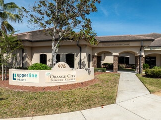 Plus de détails pour 975 Town Center Dr, Orange City, FL - Bureau à vendre