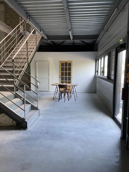 Local d’activités dans Mérignac à louer - Photo intérieure – Image 3 sur 11