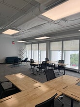 2125 Biscayne Blvd, Miami, FL à louer Photo intérieure– Image 2 sur 12