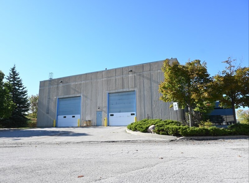45 Moyal Ct, Concord, ON à louer - Photo de l’immeuble – Image 3 sur 4