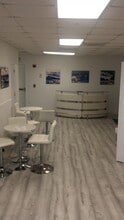 255 E 22nd Ct, Riviera Beach, FL à louer - Vidéo sur l’annonce professionnelle 