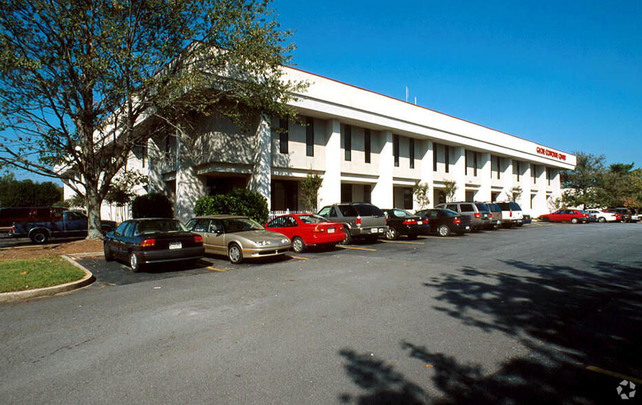 1954 Airport Rd, Chamblee, GA à louer - Photo de l’immeuble – Image 2 sur 17