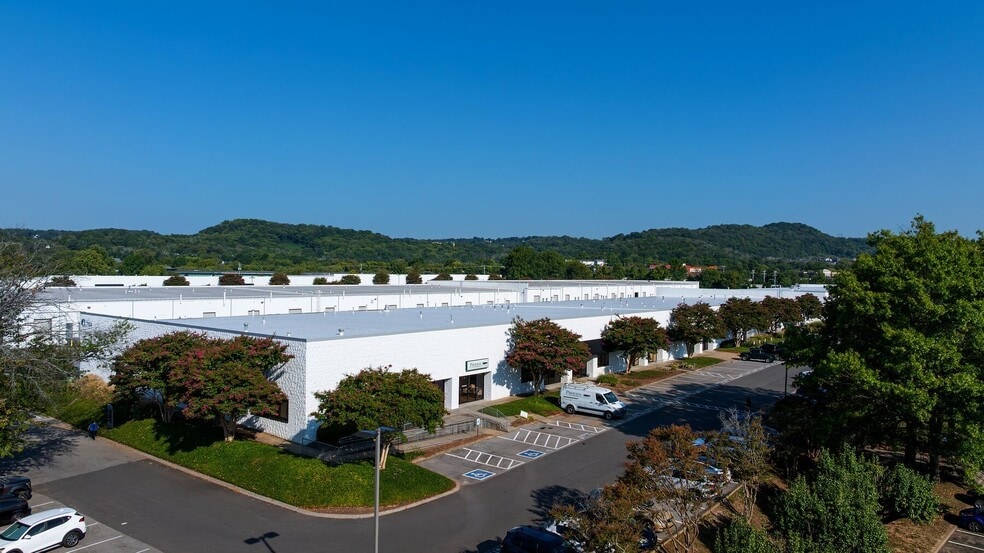 7104 Crossroads Blvd, Brentwood, TN à louer - Aérien – Image 2 sur 2