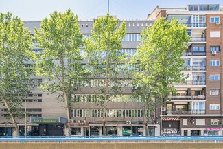 Plus de détails pour Avenida Mediterráneo, 42, Madrid - Logement à vendre