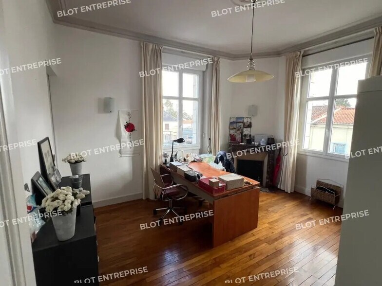 21 Rue De La Libération, Saint-Sébastien-sur-Loire à vendre - Photo de l’immeuble – Image 2 sur 15