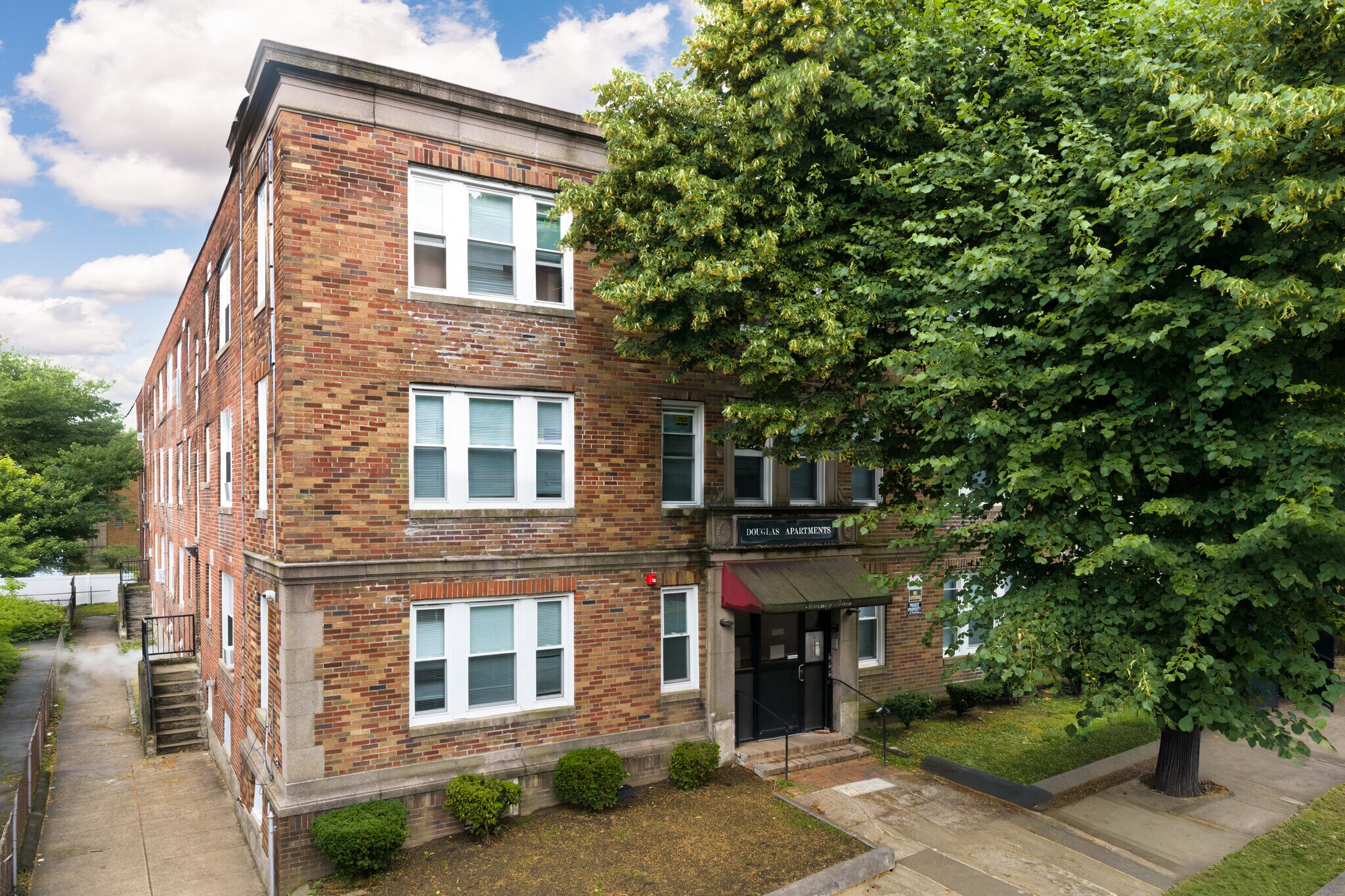 77 Green St, Lynn, MA à vendre Photo principale– Image 1 sur 2