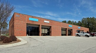 Plus de détails pour 319 E US-70 Hwy, Garner, NC - Local d'activités à louer