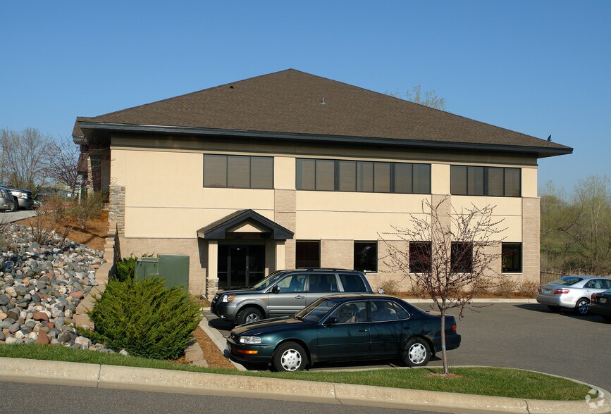 4700 Lexington Ave N, Shoreview, MN à louer - Photo de l’immeuble – Image 2 sur 6