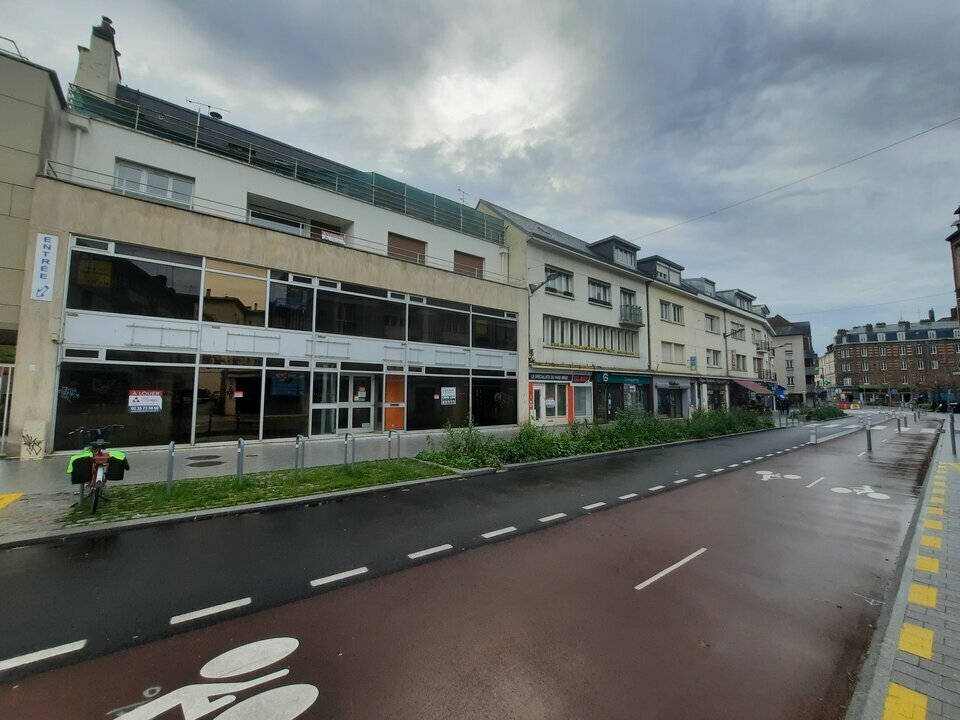Bureau dans Rouen à louer Photo de l’immeuble– Image 1 sur 20
