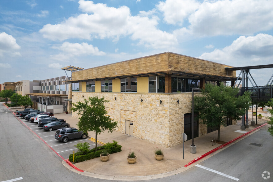 12600 Hill Country Blvd, Bee Cave, TX à louer - Photo de l’immeuble – Image 2 sur 16