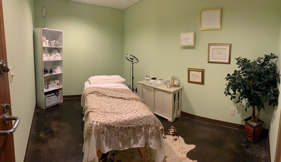 4747 Pioneers Blvd, Lincoln, NE à louer - Photo intérieure – Image 2 sur 15