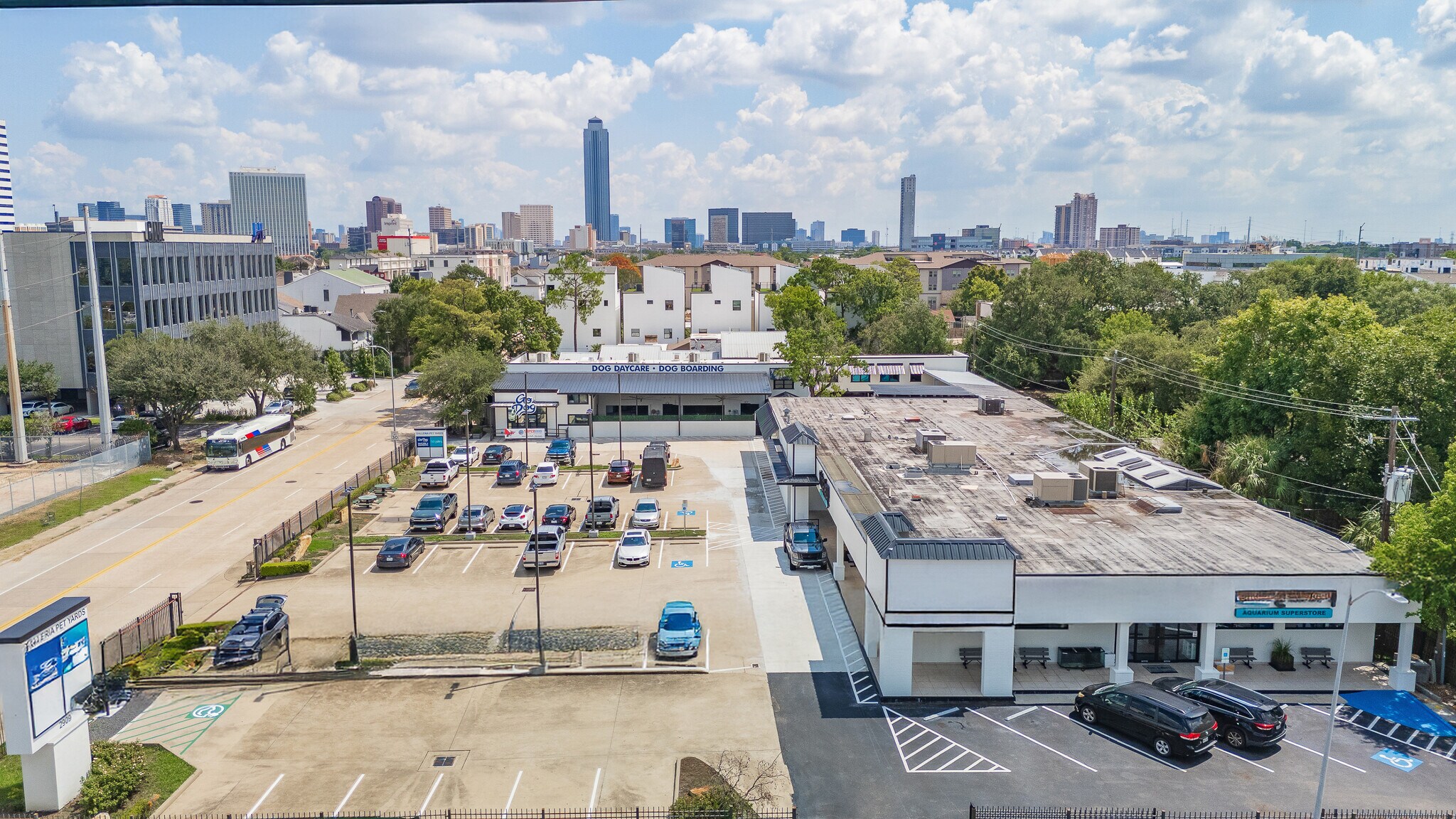 2909 Fountain View Dr, Houston, TX à louer Aérien– Image 1 sur 22