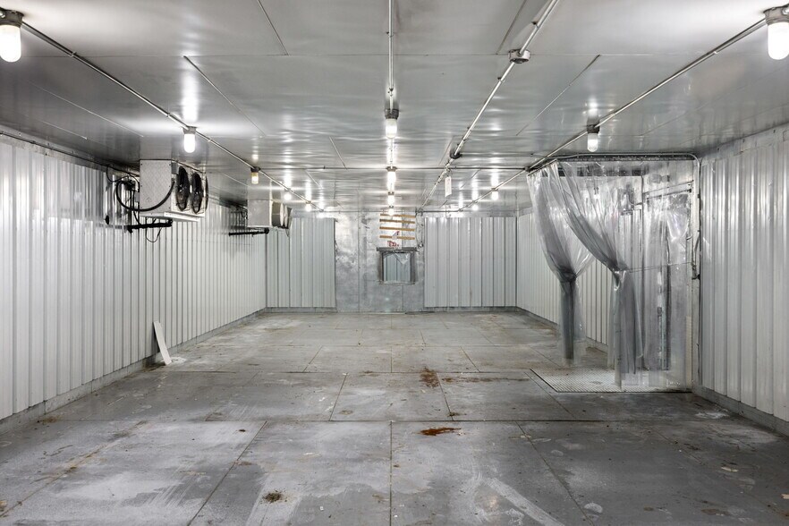 2180 Middle Rd, Lewistown, PA à vendre - Photo de l’immeuble – Image 3 sur 8