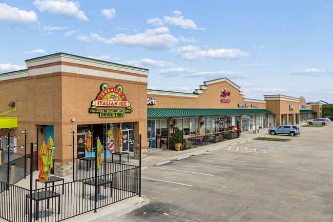 Plus de détails pour 2122 Rufe Snow Dr, Keller, TX - Local commercial à vendre