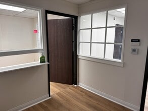 435 W Orange Show Ln, San Bernardino, CA à louer Photo intérieure– Image 1 sur 10