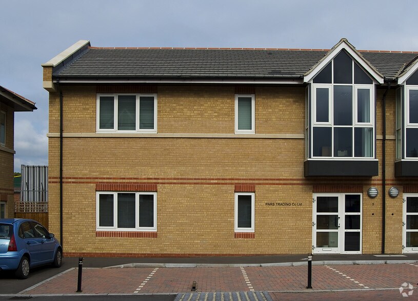2-5 Faraday Rd, Guildford à louer - Photo de l’immeuble – Image 3 sur 14