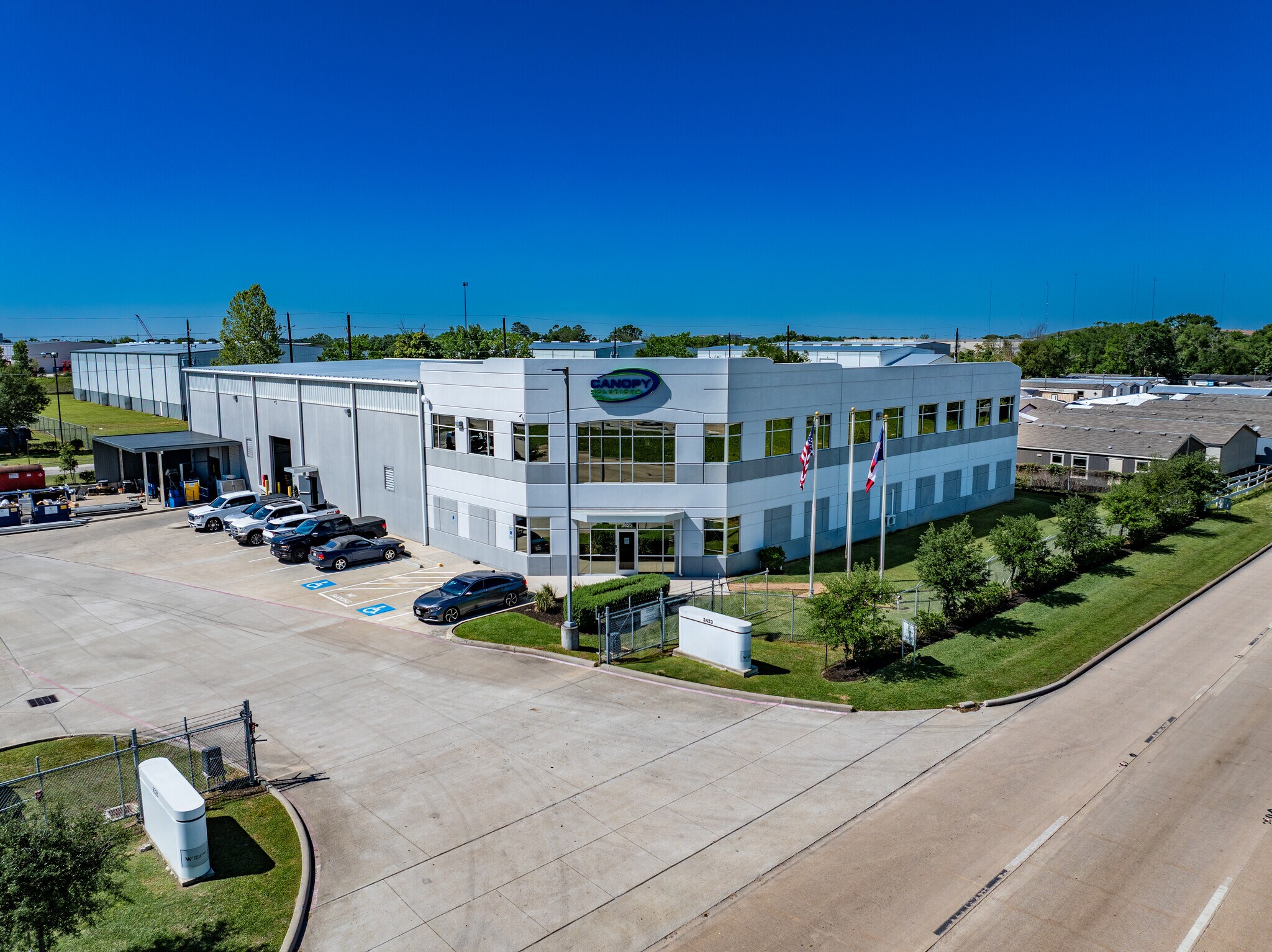 2423 S Sam Houston Pkwy West, Houston, TX à louer Photo de l’immeuble– Image 1 sur 3