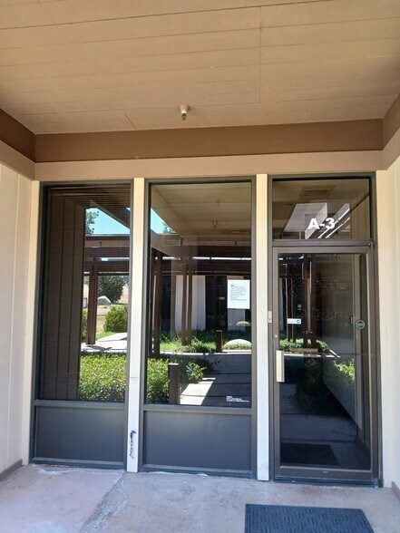 6200 Lake Ming rd, Bakersfield, CA à louer - Photo de l’immeuble – Image 3 sur 10
