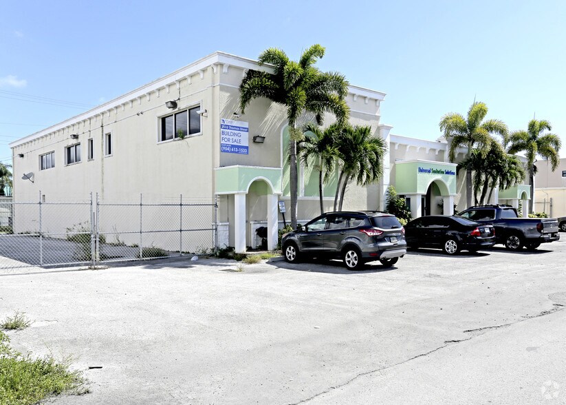2033 Thomas St, Hollywood, FL à vendre - Photo principale – Image 1 sur 17