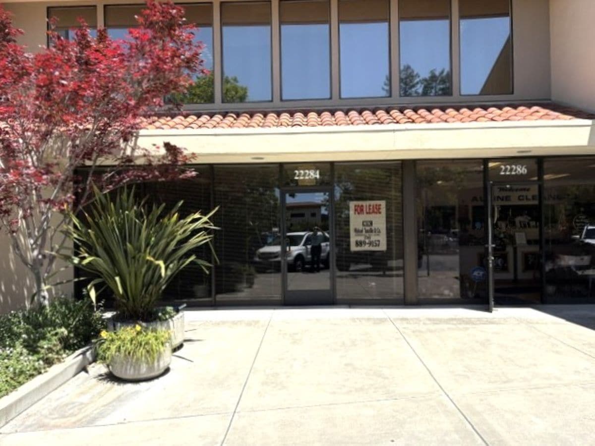 22320 Foothill Blvd, Hayward, CA à louer Photo intérieure– Image 1 sur 4