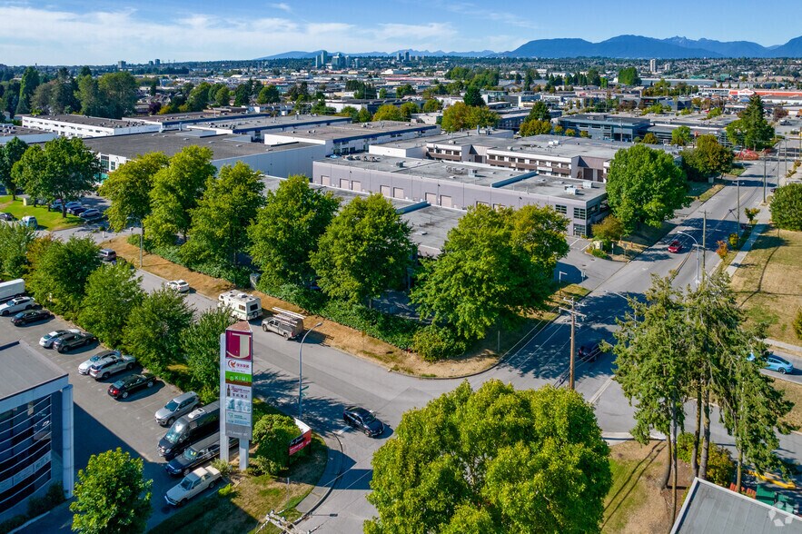 3757 Jacombs Rd, Richmond, BC à vendre - Photo de l’immeuble – Image 3 sur 4