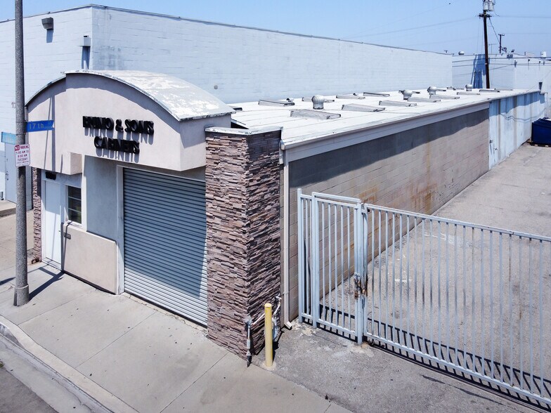 1690 Hayes Ave, Long Beach, CA à louer - Photo principale – Image 2 sur 28
