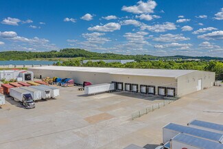 Plus de détails pour 1601 SE Tater Peeler Rd, Lebanon, TN - Industriel/Logistique à louer