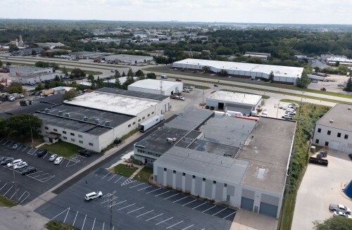 12819 W Silver Spring Dr, Butler, WI à louer - Aérien – Image 3 sur 12