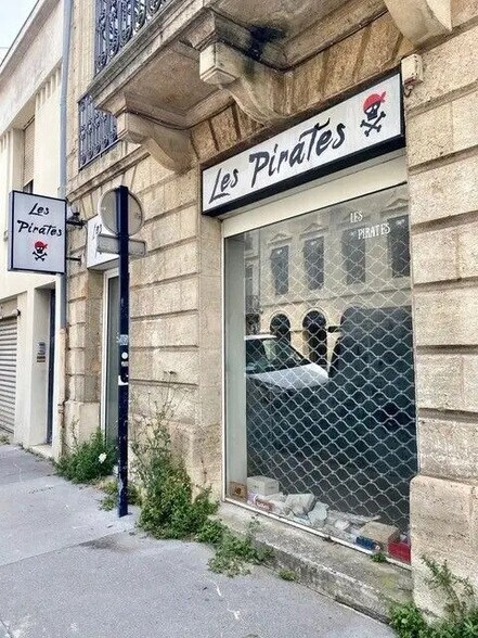 Local commercial dans Bordeaux à louer - Photo de l’immeuble – Image 1 sur 4