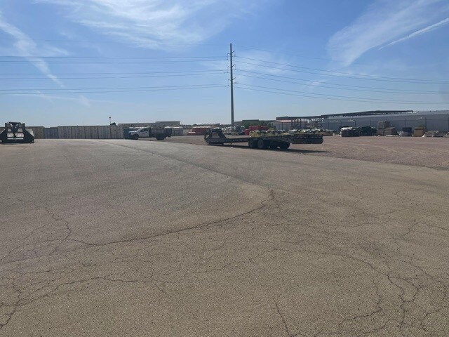 411 S Meadow Ave, Odessa, TX à vendre - Photo de l’immeuble – Image 3 sur 3